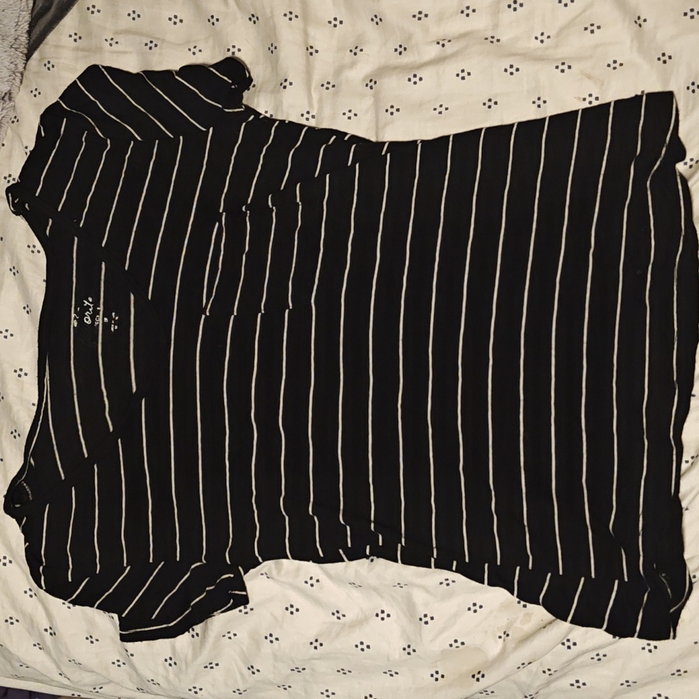 Rue 21 black and white striped tee